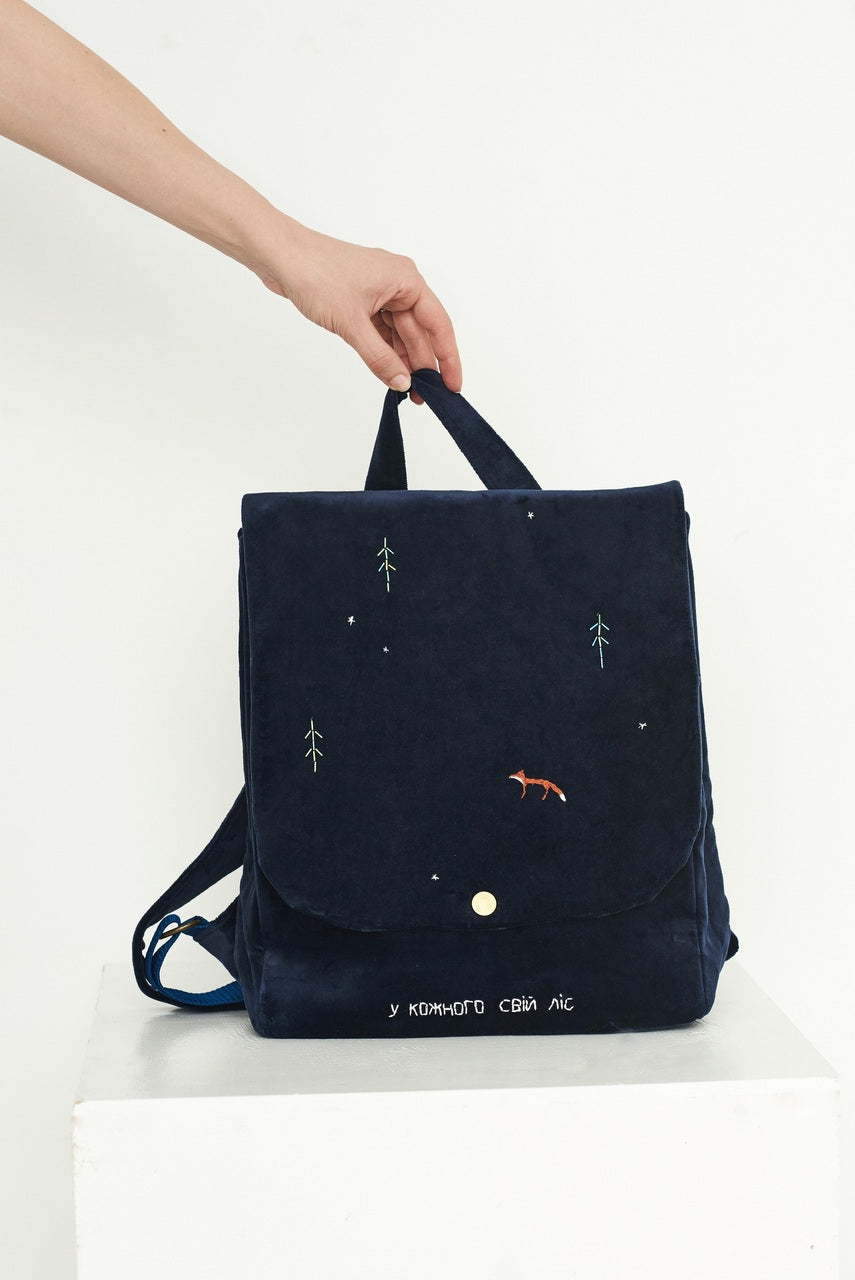 Backpack "Everyone has their own forest" in green