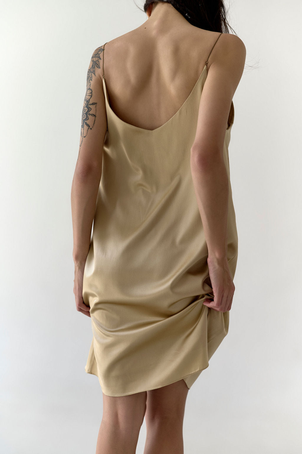 Dress "Everyday joy" in gold